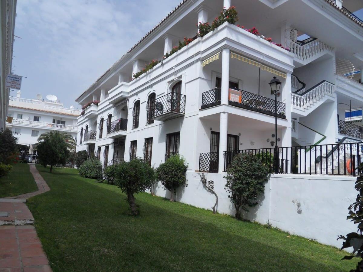 Apts Burriana Nerja Luaran gambar