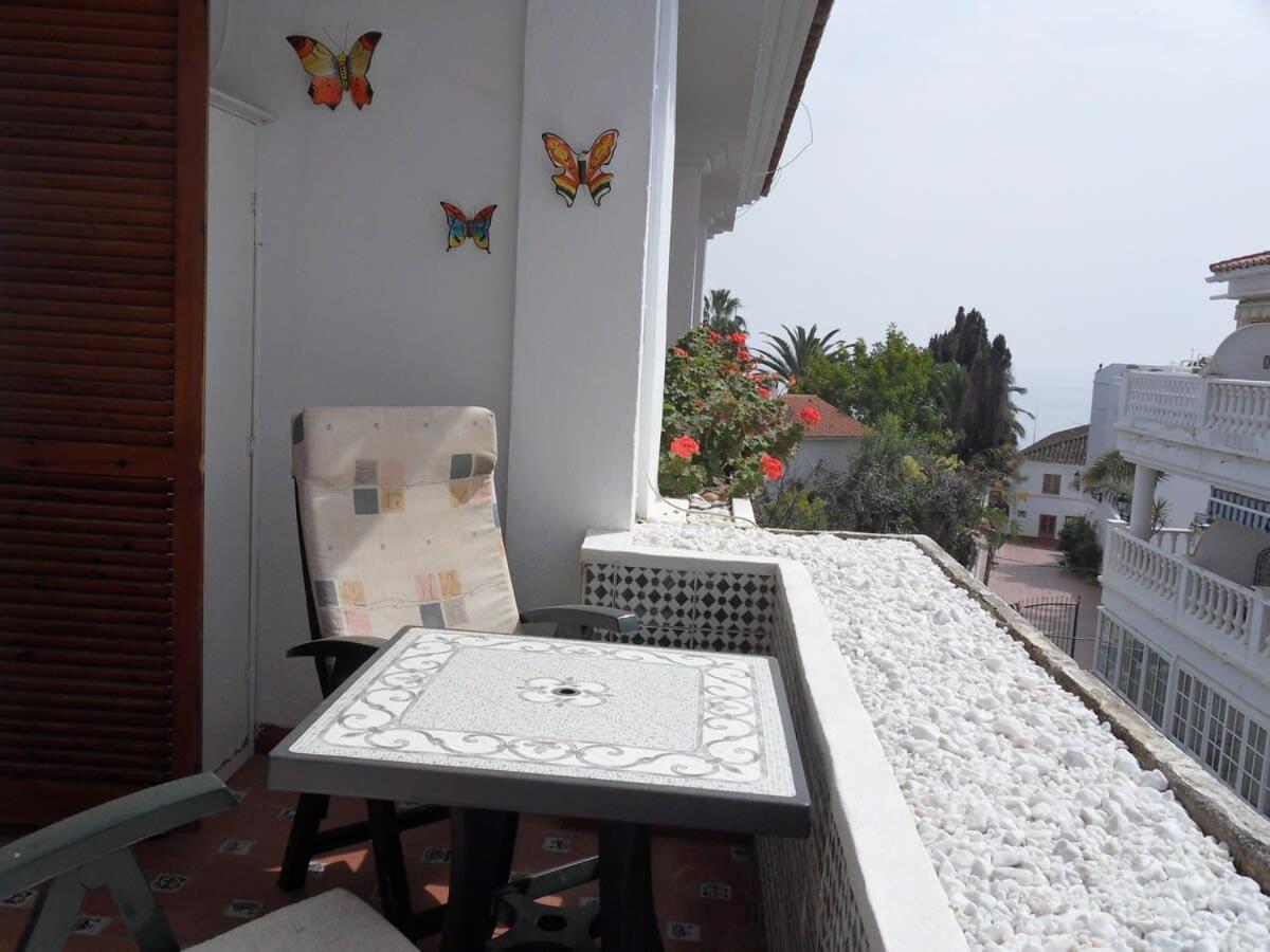 Apts Burriana Nerja Luaran gambar